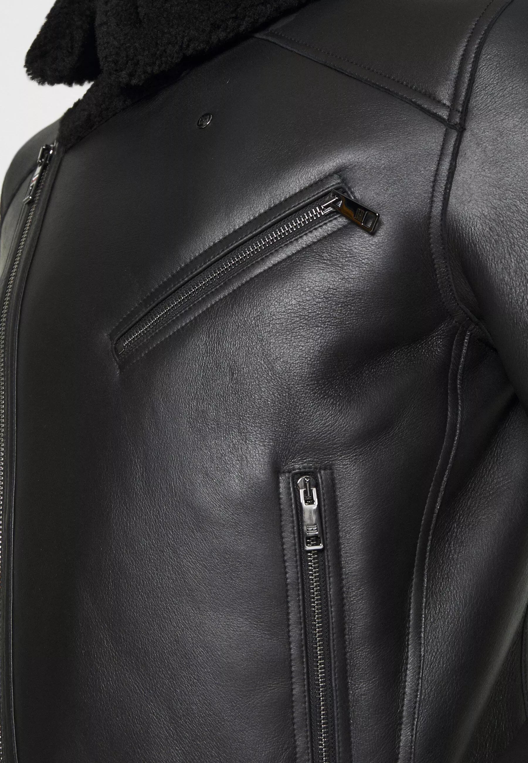 Men’s B3 Aviator Black Leather Shearling Jacket
